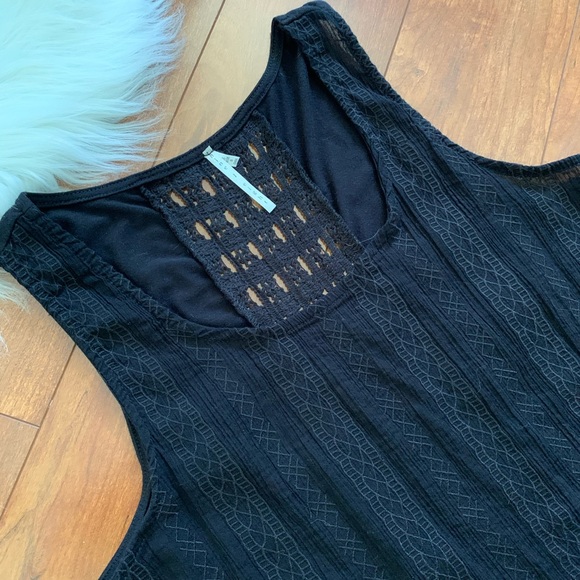 Nine 1 Eight~ Black Sleeveless Lace Tank Top-Small - Picture 12 of 12